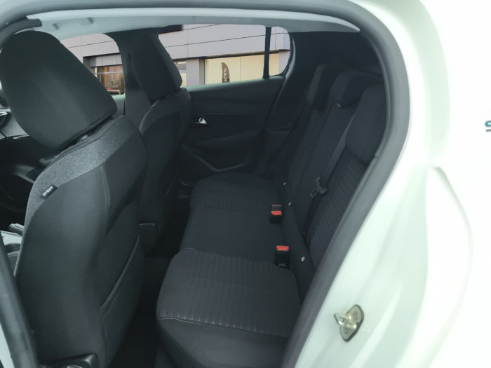 Peugeot 208 PureTech 100 S&S BVM6 Style