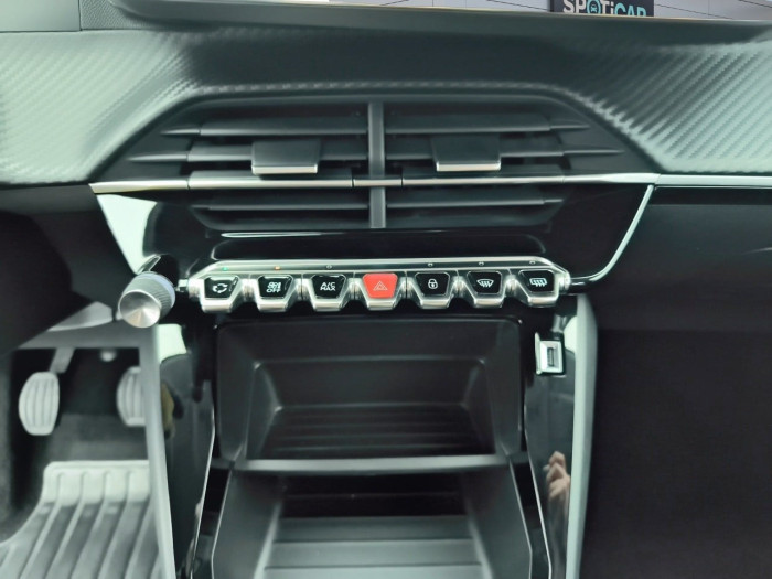 Peugeot 208 PureTech 100 S&S BVM6 Style