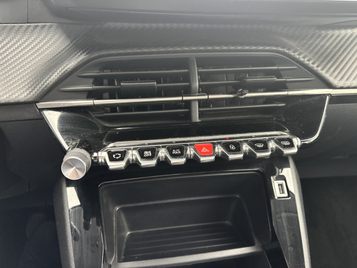 Peugeot 208 PureTech 100 S&S BVM6 Style
