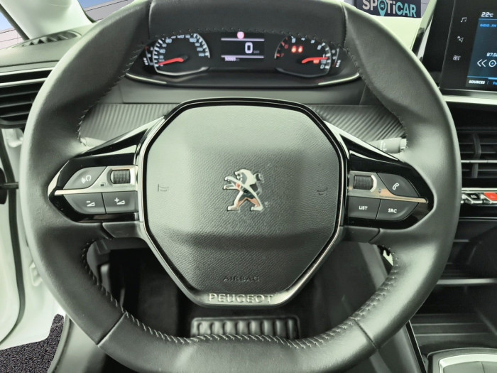 Peugeot 208 PureTech 100 S&S BVM6 Style
