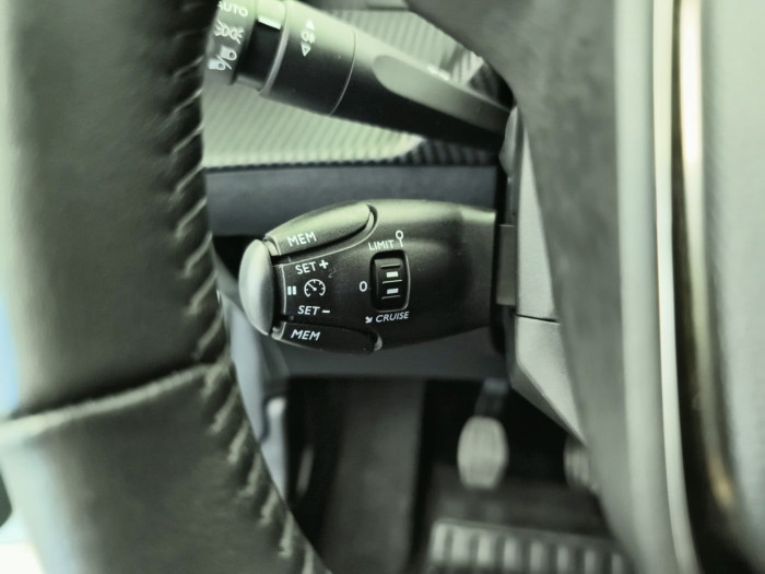 Peugeot 208 PureTech 100 S&S BVM6 Style