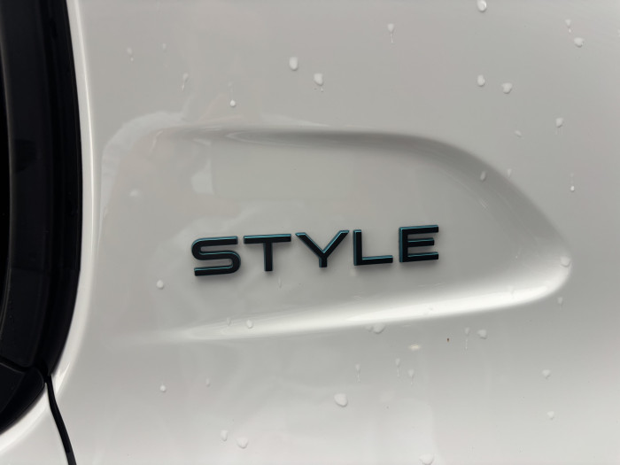 Peugeot 208 PureTech 100 S&S BVM6 Style
