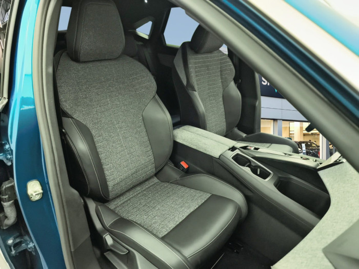 Peugeot 3008 Hybrid 136 e-DCS6 Allure