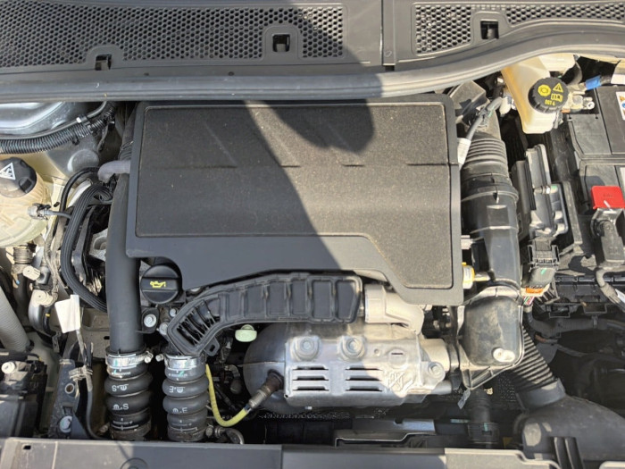 Peugeot 208 PureTech 100 S&S BVM6 Style