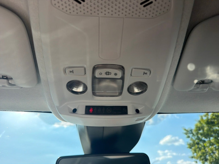 Peugeot 208 PureTech 100 S&S BVM6 Style