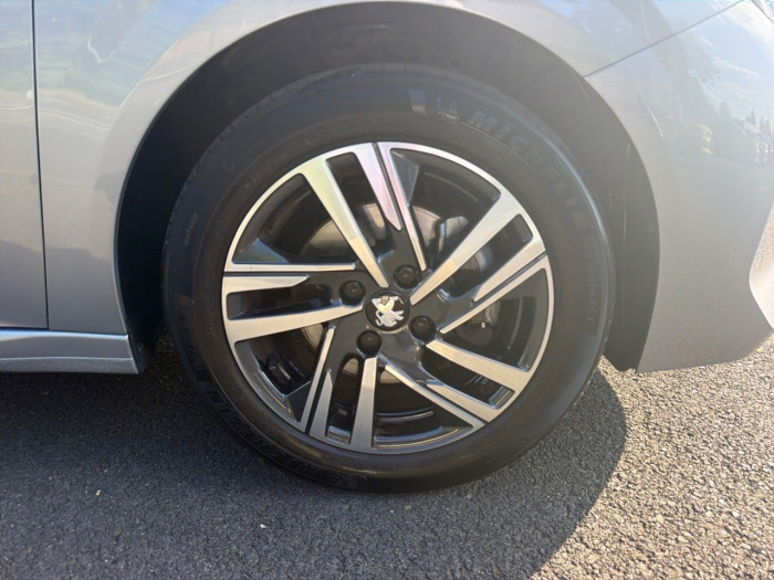 Peugeot 208 PureTech 100 S&S BVM6 Style