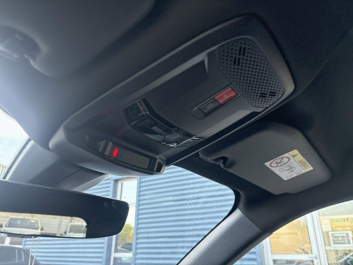 Peugeot 2008 BlueHDi 130 S&S EAT8 GT