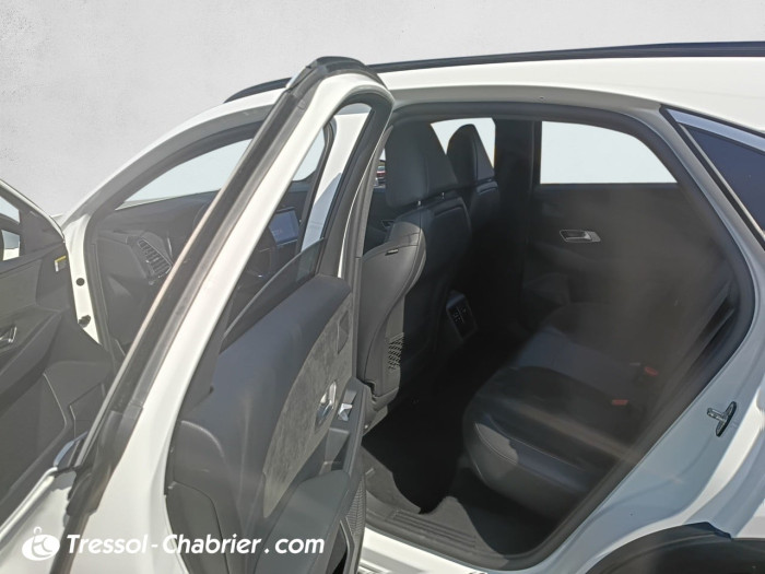 DS DS7 CROSSBACK BlueHDi 130 EAT8 Performance Line