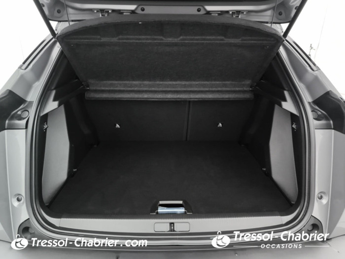 Peugeot 2008 Hybrid 136 e-DCS6 GT