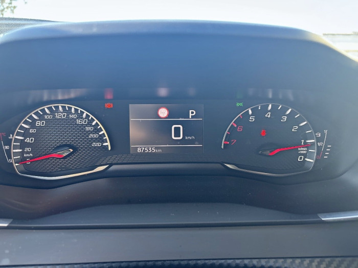 Peugeot 2008 PureTech 130 S&S EAT8 Allure