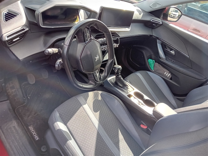 Peugeot 2008 BUSINESS PureTech 130 S&S BVM6 Allure Business