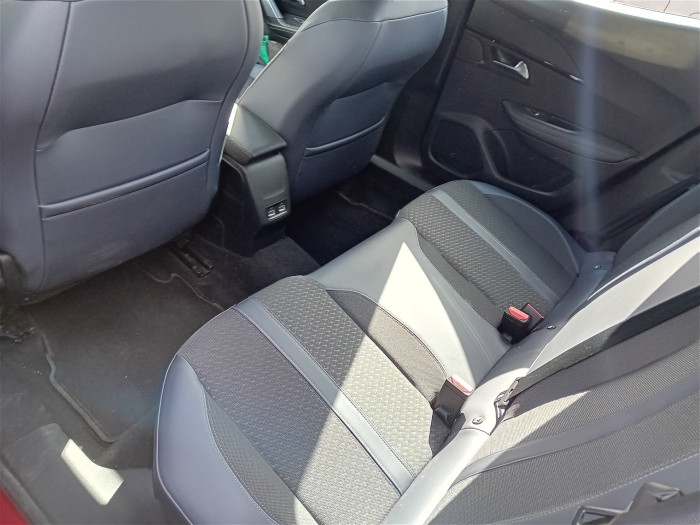 Peugeot 2008 BUSINESS PureTech 130 S&S BVM6 Allure Business