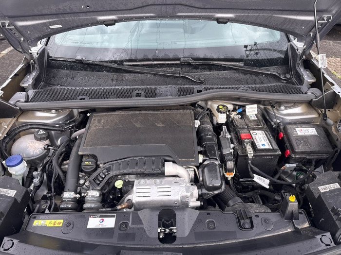 Peugeot 2008 PureTech 130 S&S EAT8 GT
