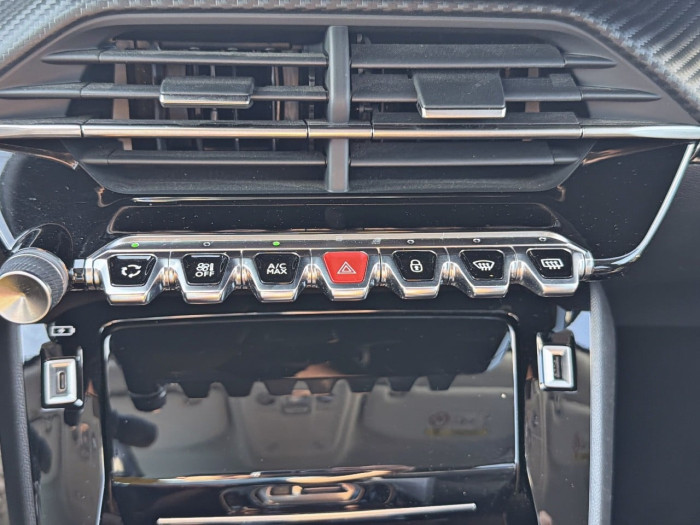 Peugeot 2008 PureTech 130 S&S EAT8 Allure