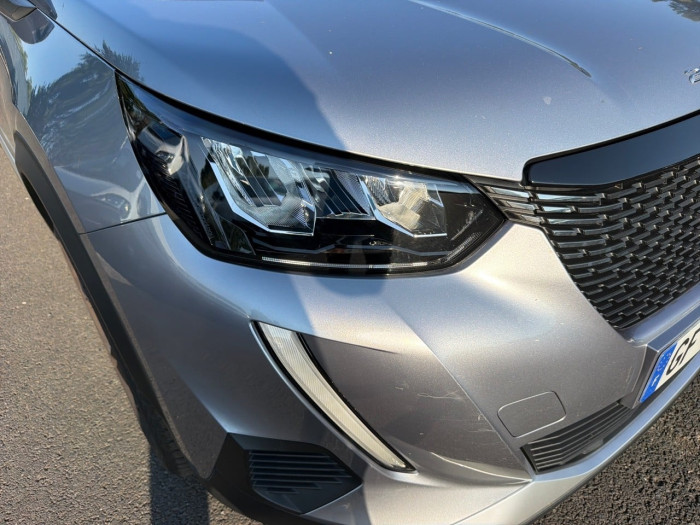 Peugeot 2008 PureTech 130 S&S EAT8 Allure