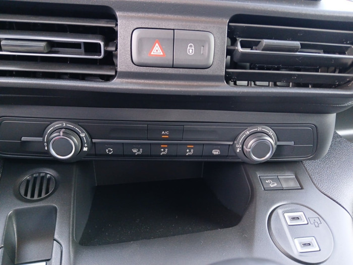 Peugeot PARTNER FOURGON Nouveau FGN DIESEL 100 CH M MANUELLE