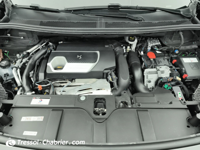 DS DS7 CROSSBACK Hybride E-Tense 300 EAT8 4x4 Louvre