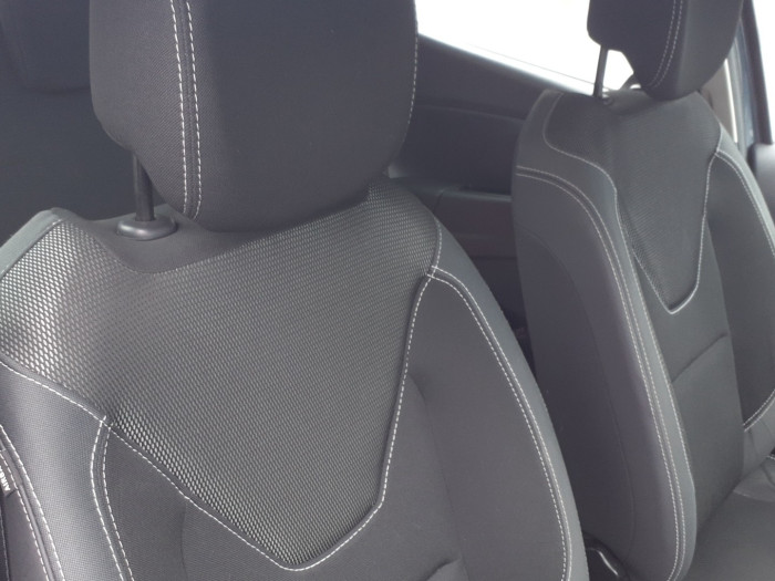 Renault CLIO IV TCe 90 E6C Limited