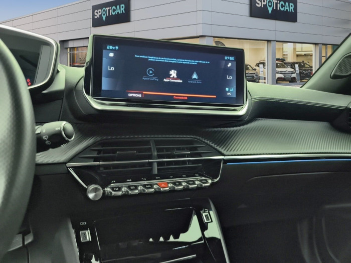 Peugeot 2008 PureTech 130 S&S EAT8 GT
