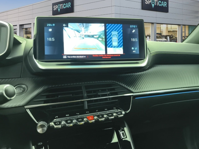 Peugeot 2008 PureTech 130 S&S EAT8 GT