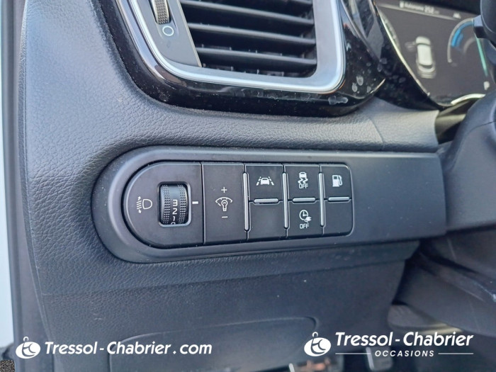 Kia XCEED HYBRIDE RECHARGEABLE 1.6 GDi Hybride Rechargeable 141ch DCT6 Black & White Edition