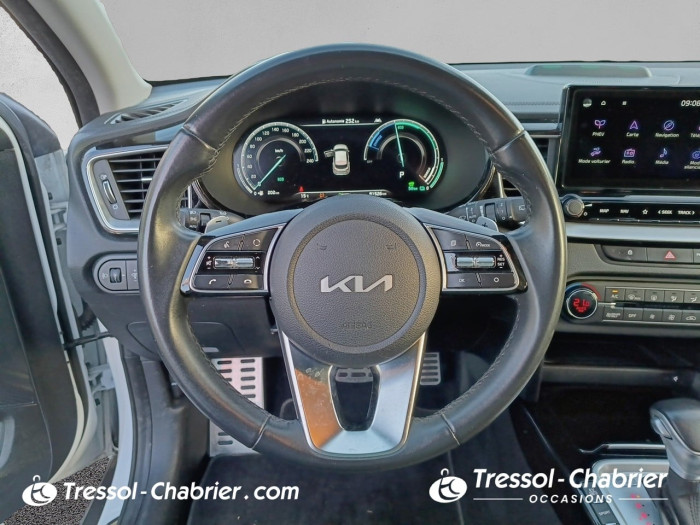 Kia XCEED HYBRIDE RECHARGEABLE 1.6 GDi Hybride Rechargeable 141ch DCT6 Black & White Edition