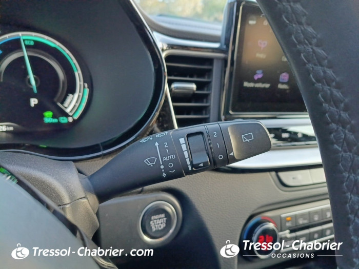 Kia XCEED HYBRIDE RECHARGEABLE 1.6 GDi Hybride Rechargeable 141ch DCT6 Black & White Edition