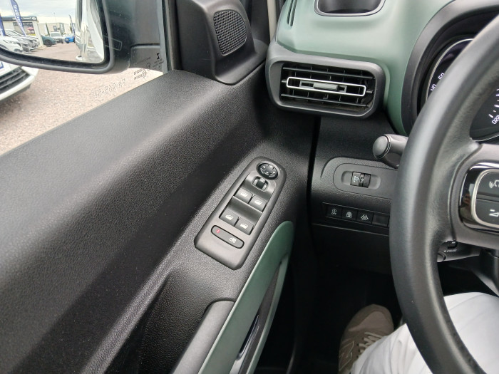 Citroën Berlingo Taille M BlueHDi 130 S&S BVM6 Shine