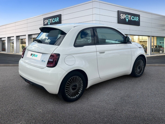 Fiat 500e BERLINE MY22 SERIE 1 STEP 2 500 e 95 ch Icône