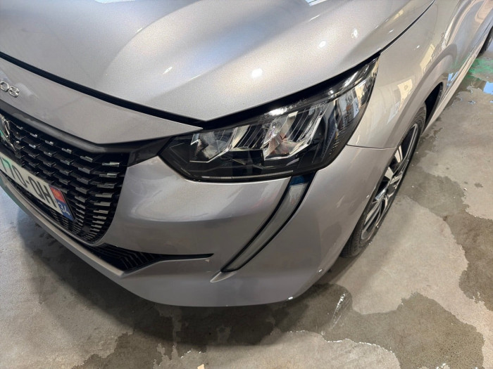 Peugeot 208 PureTech 100 S&S BVM6 Roadtrip