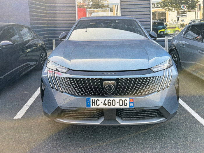 Peugeot 3008 Hybrid 136 e-DCS6 Allure