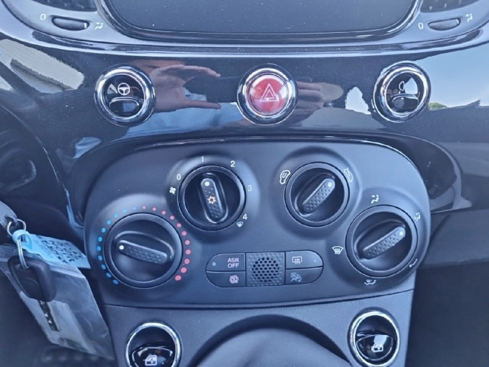 Fiat 500C SERIE 9 EURO 6D-FULL 1.0 70 ch Hybride BSG S/S Cult