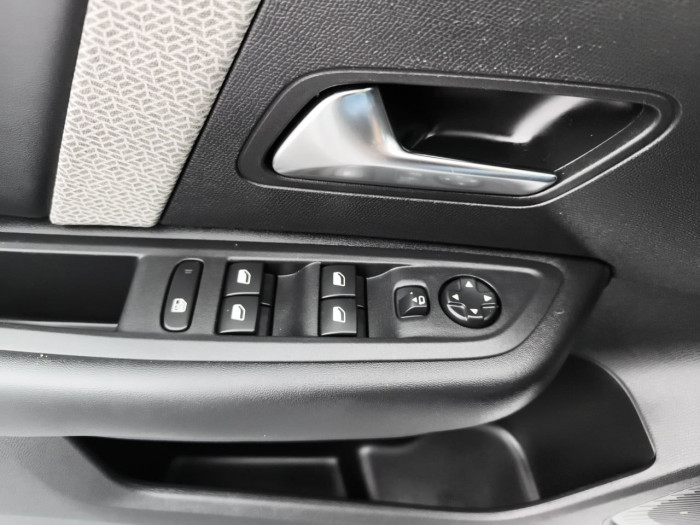 Citroën C4 PureTech 130 S&S EAT8 Shine Pack