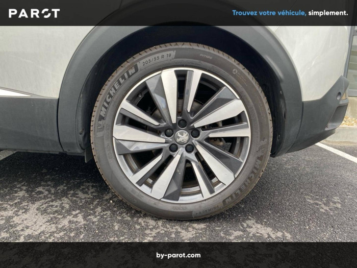 Peugeot 3008 Hybrid4 300 e-EAT8 GT
