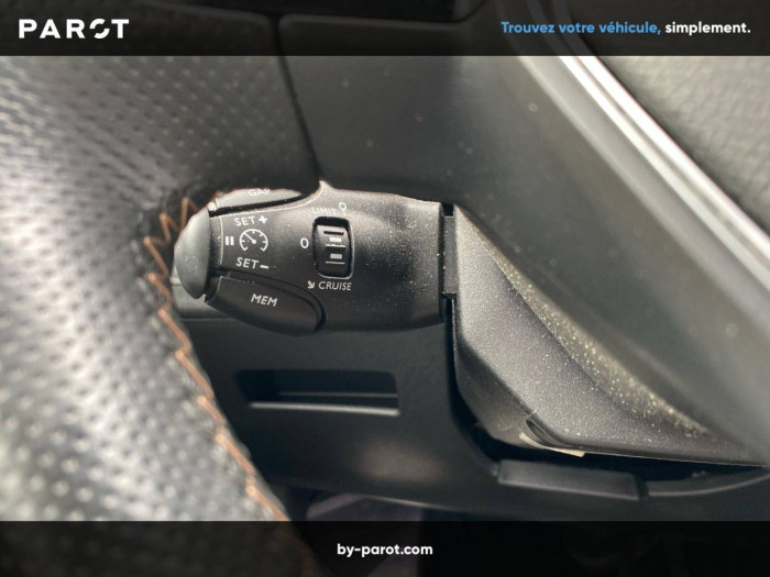 Peugeot 3008 Hybrid4 300 e-EAT8 GT