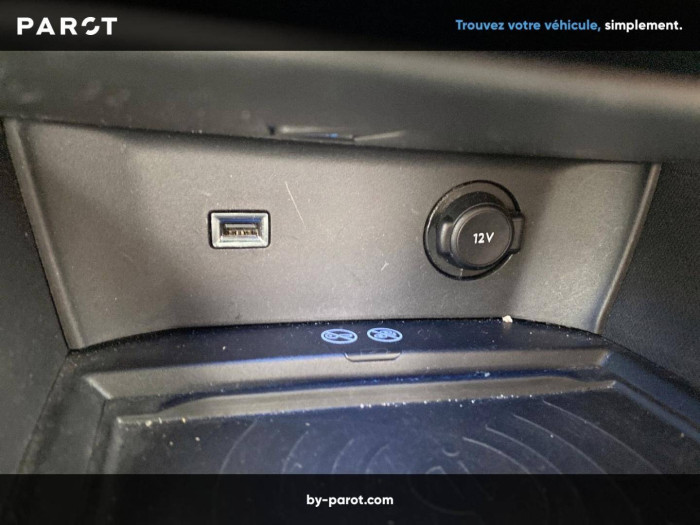 Peugeot 3008 Hybrid4 300 e-EAT8 GT