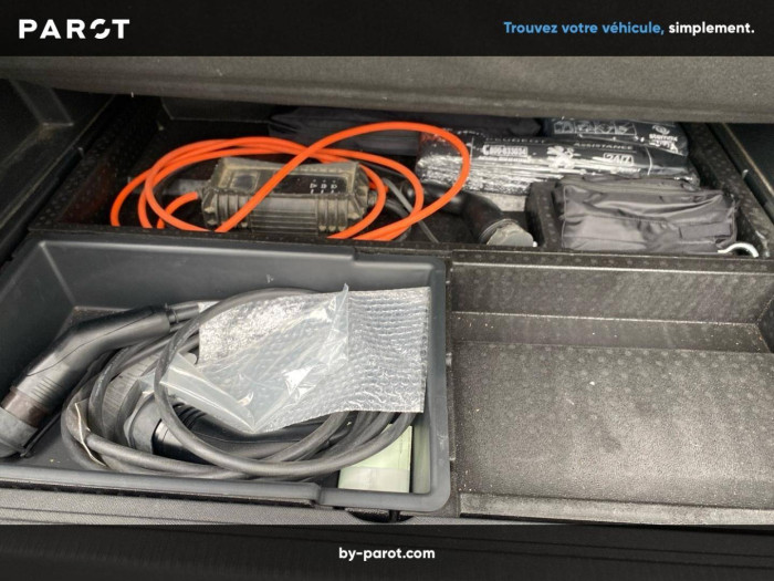 Peugeot 3008 Hybrid4 300 e-EAT8 GT