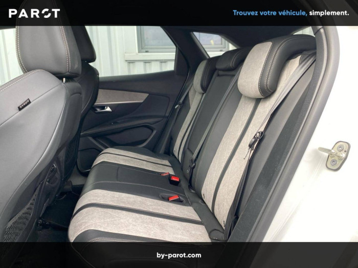 Peugeot 3008 Hybrid4 300 e-EAT8 GT