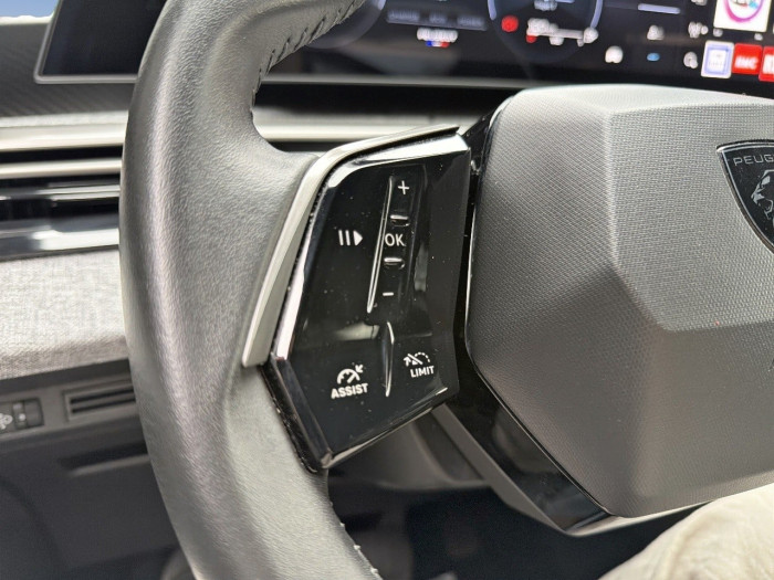 Peugeot 3008 Hybrid 136 e-DCS6 Allure