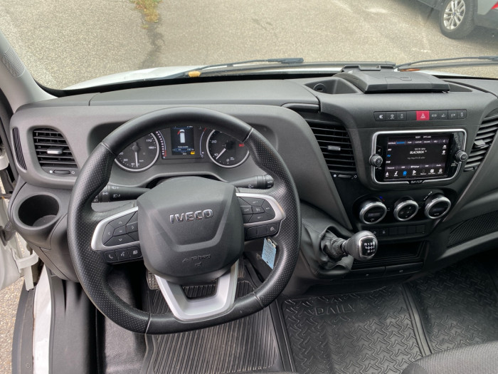 IVECO Daily 35S Fg 35S18H V16