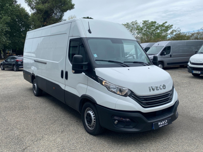 IVECO Daily 35S Fg 35S18H V16