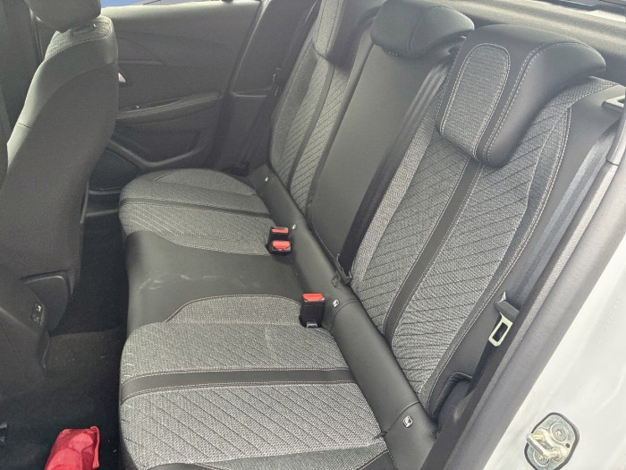 Peugeot 208 100 S&S BVM6 Allure