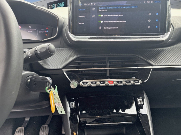 Peugeot 208 100 S&S BVM6 Allure