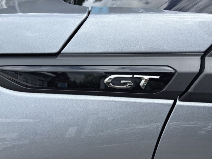 Peugeot 2008 PureTech 130 S&S EAT8 GT
