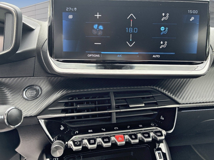 Peugeot 2008 PureTech 130 S&S EAT8 GT
