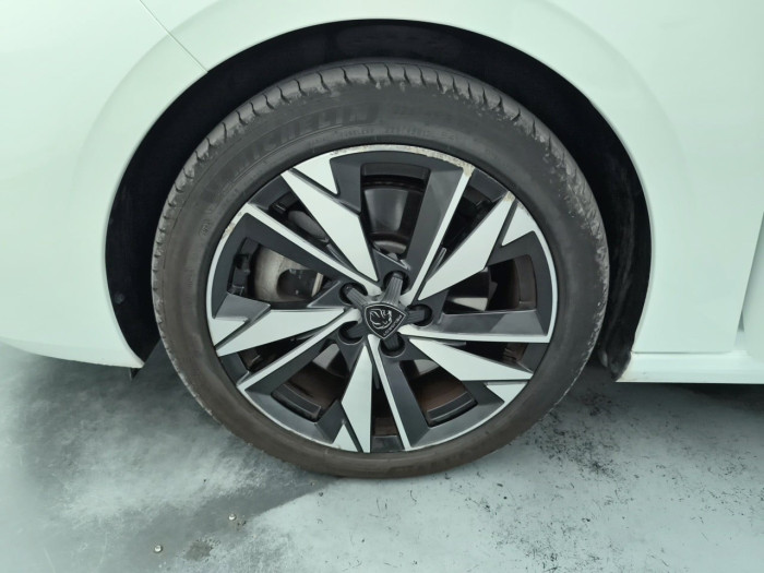 Peugeot 308 PHEV 180 e-EAT8 Active Pack