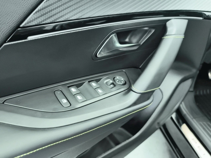 Peugeot 2008 ELECTRIQUE 156 ch 54 kWh GT 08 ANS ALLURE CARE