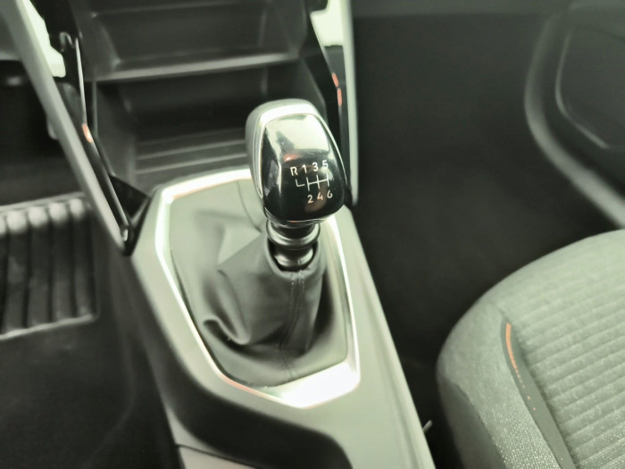 Peugeot 208 PureTech 100 S&S BVM6 GT