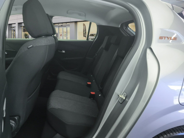 Peugeot 208 PureTech 100 S&S BVM6 GT