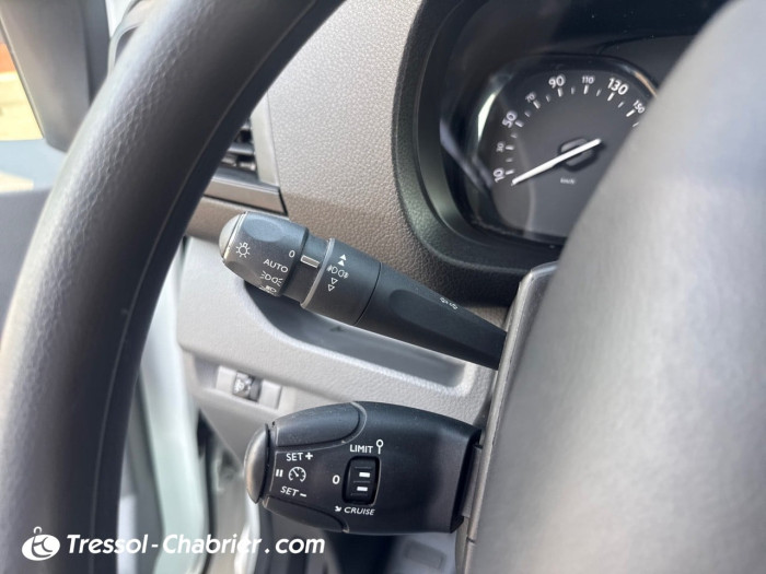 Peugeot EXPERT FOURGON FGN TOLE STANDARD 1.5 BLUEHDI 120 S&S BVM6 PREMIUM